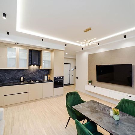 Luxury Oasis Flat Leilighet Chisinau Eksteriør bilde