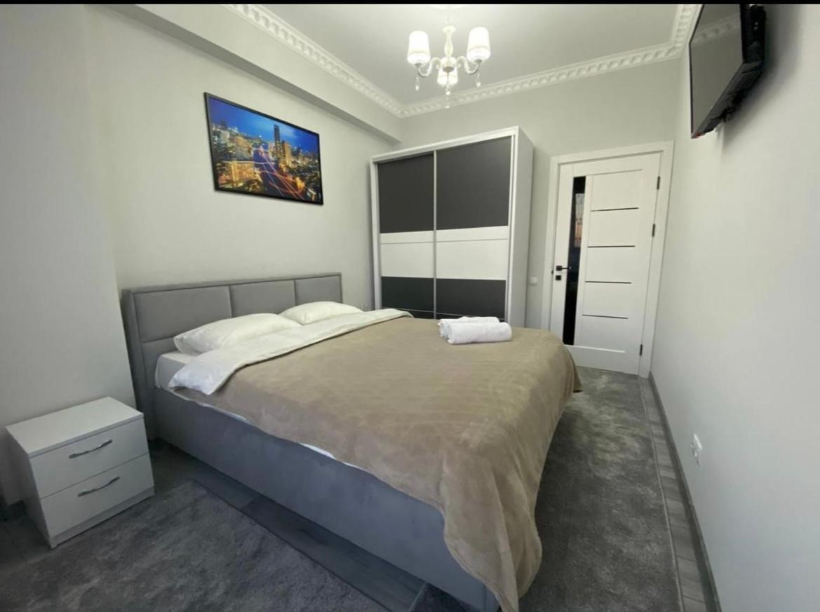 Luxury Oasis Flat Leilighet Chisinau Eksteriør bilde
