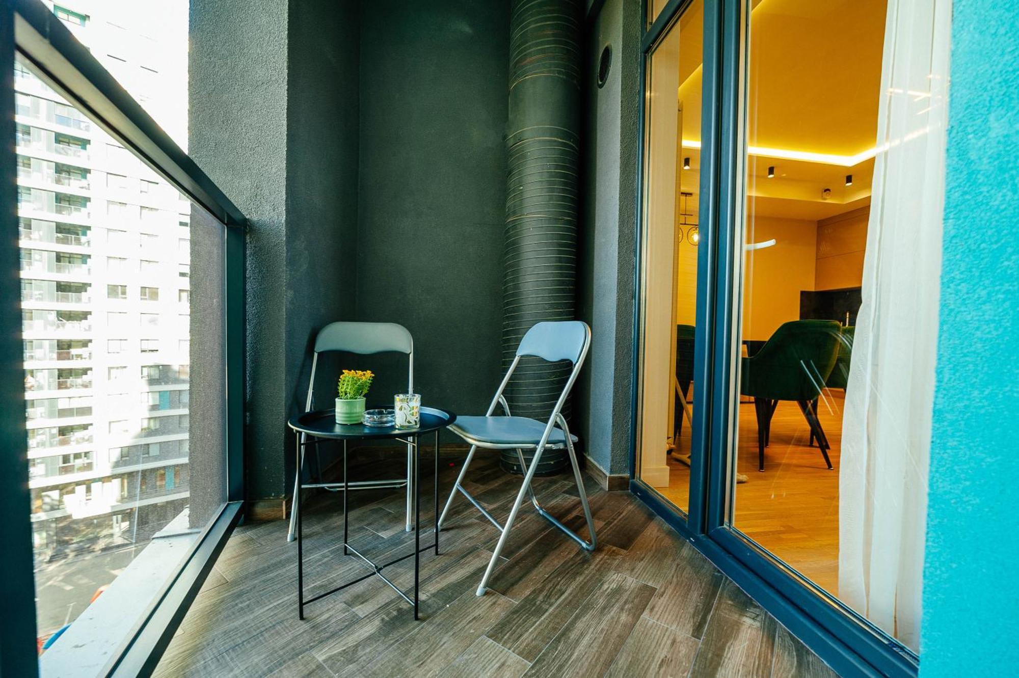 Luxury Oasis Flat Leilighet Chisinau Eksteriør bilde